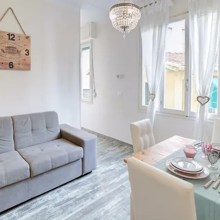 Dom wakacyjny Sanremo Home